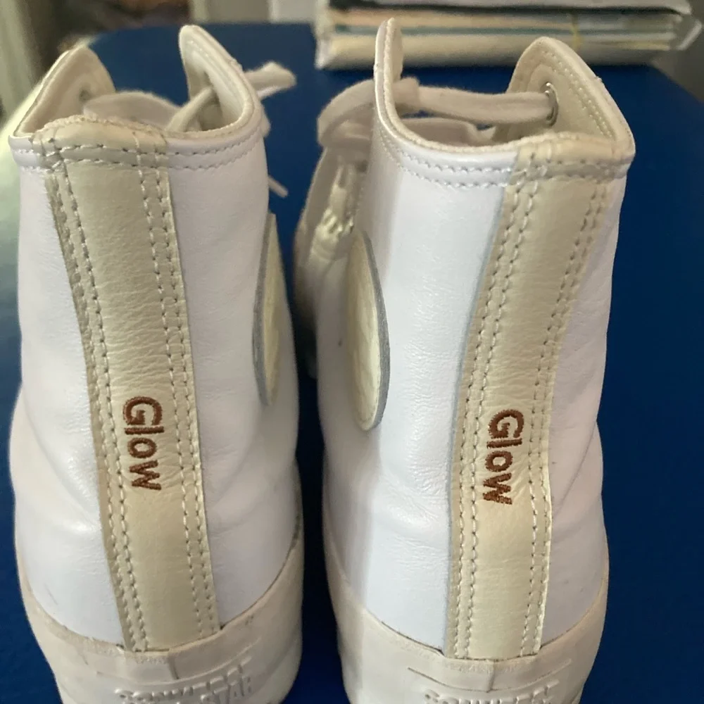 Convers lugs womens size 10. All leather customer w Glow. White - Picture 7 of 7